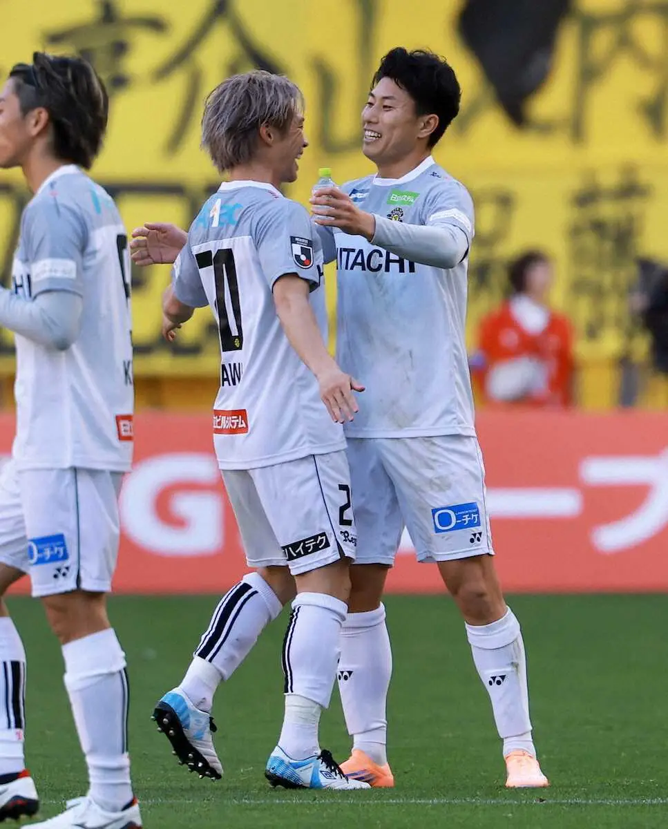 【画像・写真】柏　エースFW細谷真大が自身初のハットトリック達成！　6戦ぶり先発起用に応えた