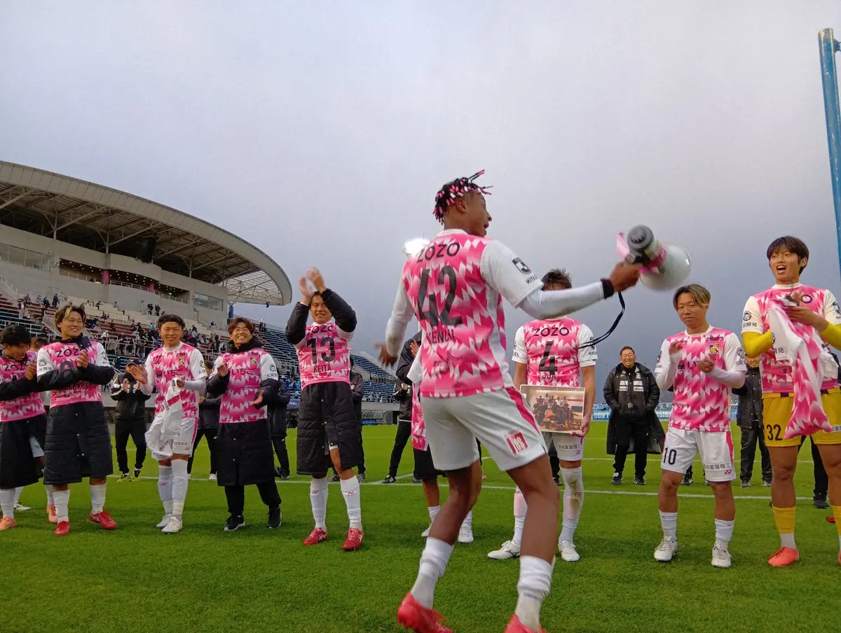 【画像・写真】J3宮崎　涙の悲願J2初昇格！　得点王・橋本が欠場も、FC大阪を4発撃破でラスト1枠ゲット