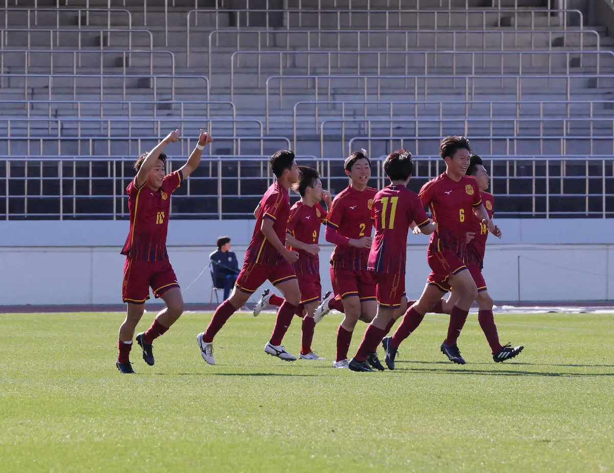【画像・写真】【高校サッカー】神戸弘陵が前回V前橋育英破る　FW池壱樹2発