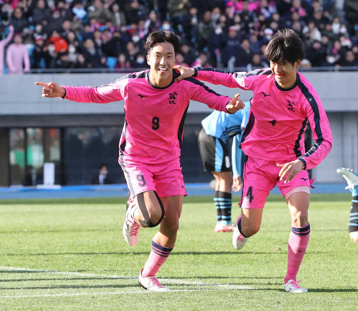 【画像・写真】【高校サッカー】日大藤沢のエース有川が2得点　「目指しているのは全国制覇と得点王」