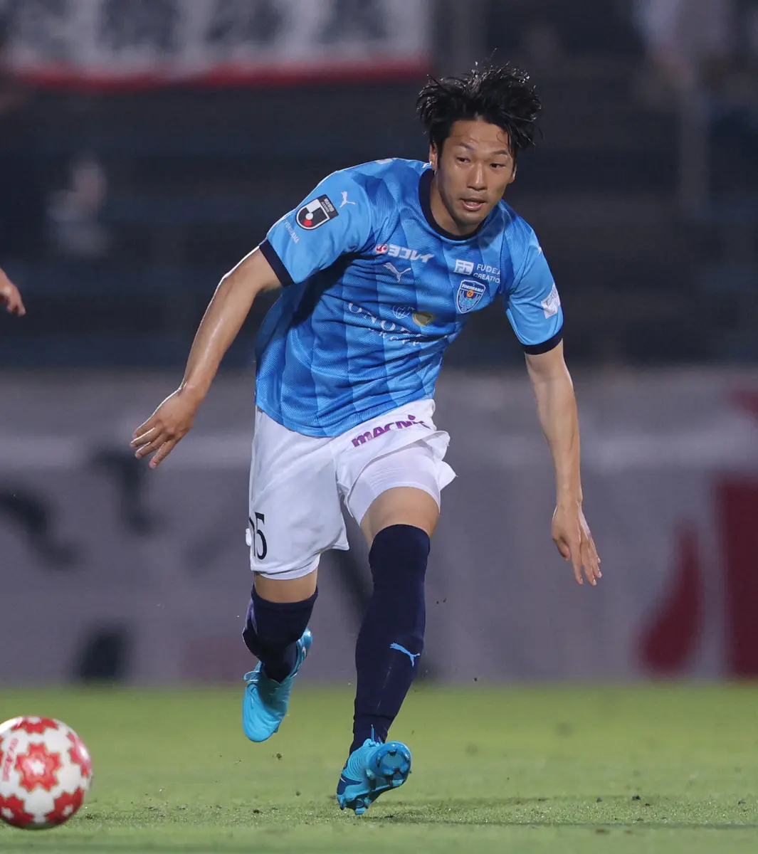 【画像・写真】J2横浜FC　37歳FW伊藤翔が契約満了で退団「三ツ沢での光景忘れない」「またどこかですぐ…」