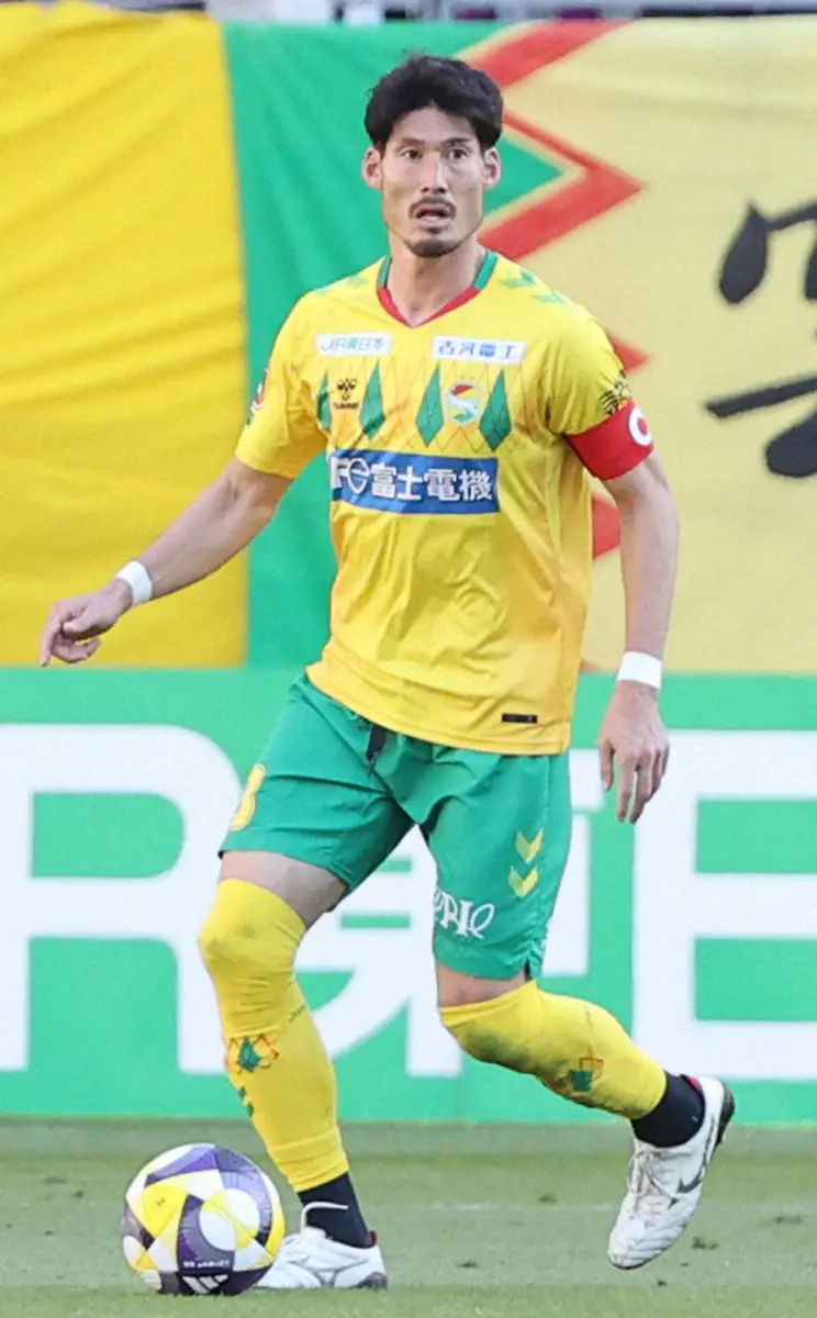 【画像・写真】17年ぶりJ1復帰の千葉が始動　例年以上の報道陣に昇格「実感」