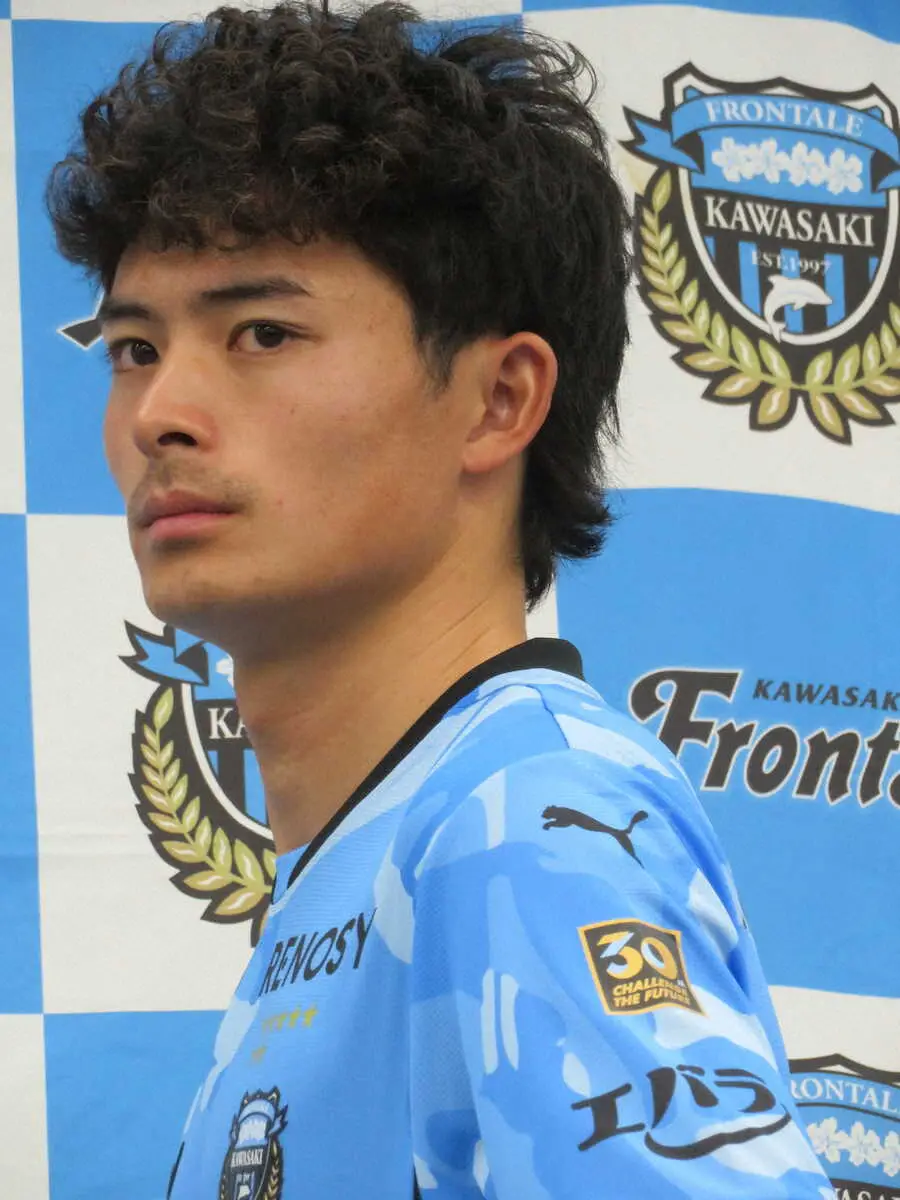 【画像・写真】川崎F新加入の谷口栄斗が“谷口越え”を宣言　「しっかりと超えていけるように」