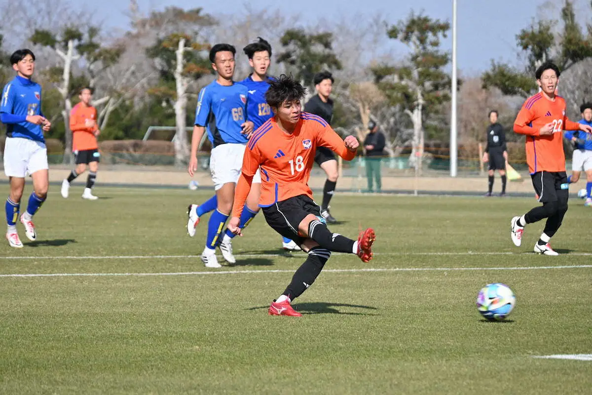 【画像・写真】宮崎キャンプ中のJ2新潟　FW若月が日章学園高との今季初の対外試合で2得点と躍動