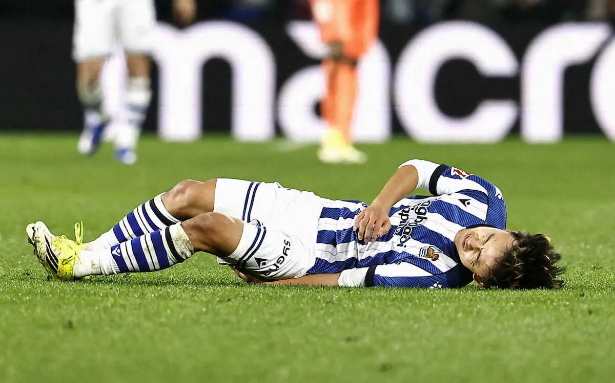 【画像・写真】負傷離脱のソシエダ久保建英がSNSで「強くなって戻ってきます」　地元メディアは数週間の離脱と報道