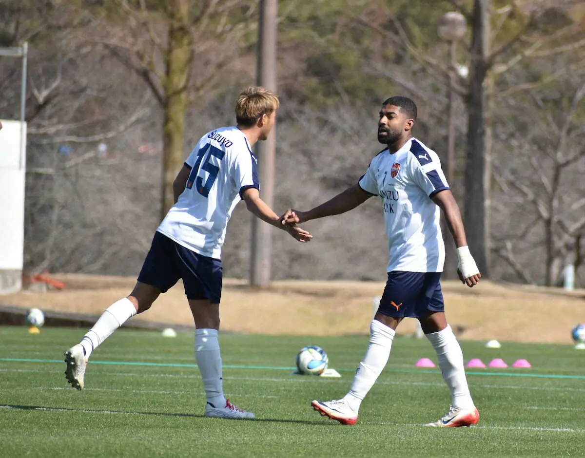 【画像・写真】清水・吉田監督が初陣飾る　J3北九州相手にカピシャーバ、松崎がゴール