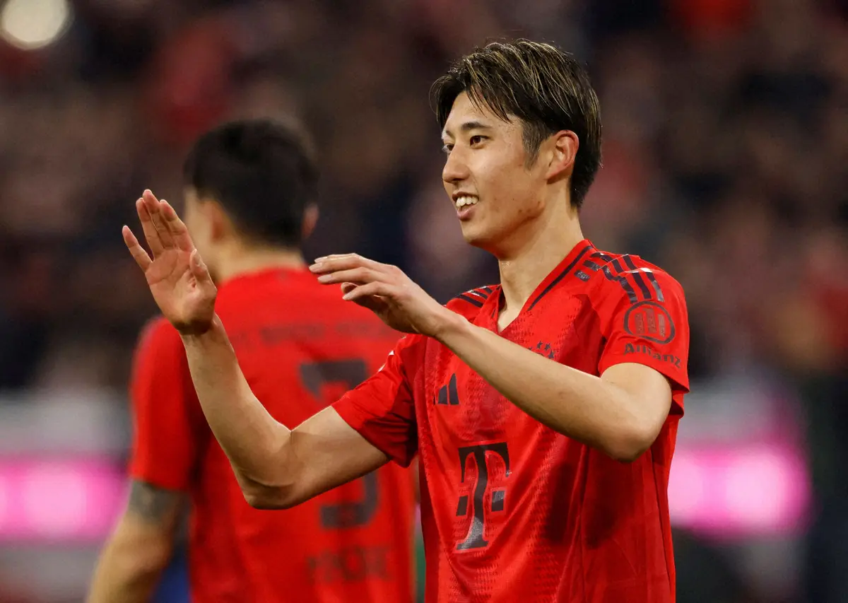 【画像・写真】Bミュンヘン・伊藤が今季初ゴール　右CKから先制ヘディング弾　チームは逆転負けで今季リーグ戦初黒星