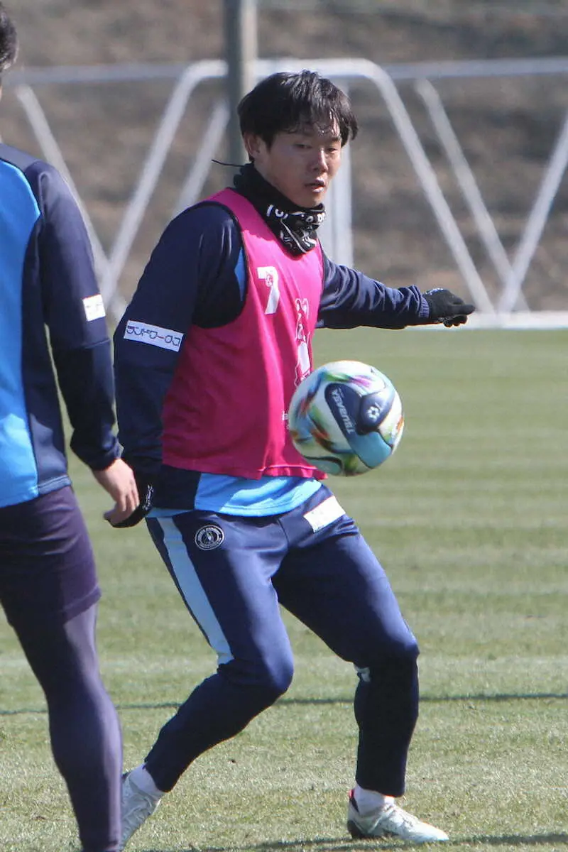 【画像・写真】初昇格の水戸、攻守両面で“J1仕様”へ　キャンプ終え再始動