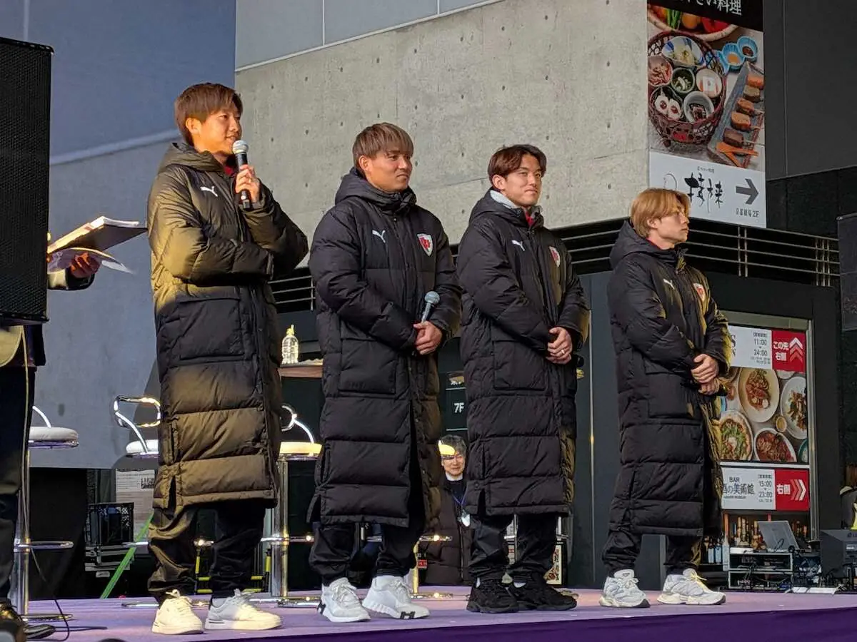 【画像・写真】京都MF奥川雅也とMF新井晴樹が原大智ショック吹き飛ばす「負けたくない」「大丈夫でーす！」