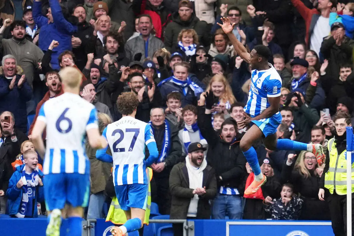 【画像・写真】ブライトン三笘が決勝点の起点となるクロスで2連勝に貢献　決定機はGKの好守でゴールを逃す