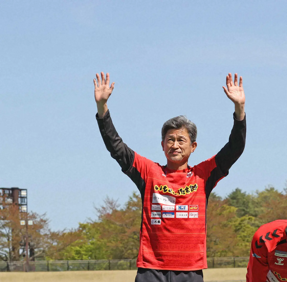 【画像・写真】J3福島カズが岐阜戦でスタメン出場！　59歳1カ月24日　J最年長出場記録を更新　惜しいヘッドも！