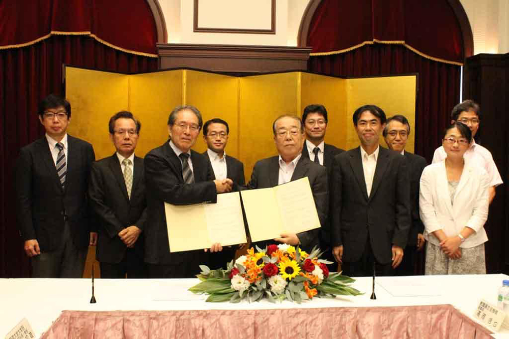 独立行政法人教職員支援機構と連携協力に関する協定を締結した帝京大学大学院教職研究科