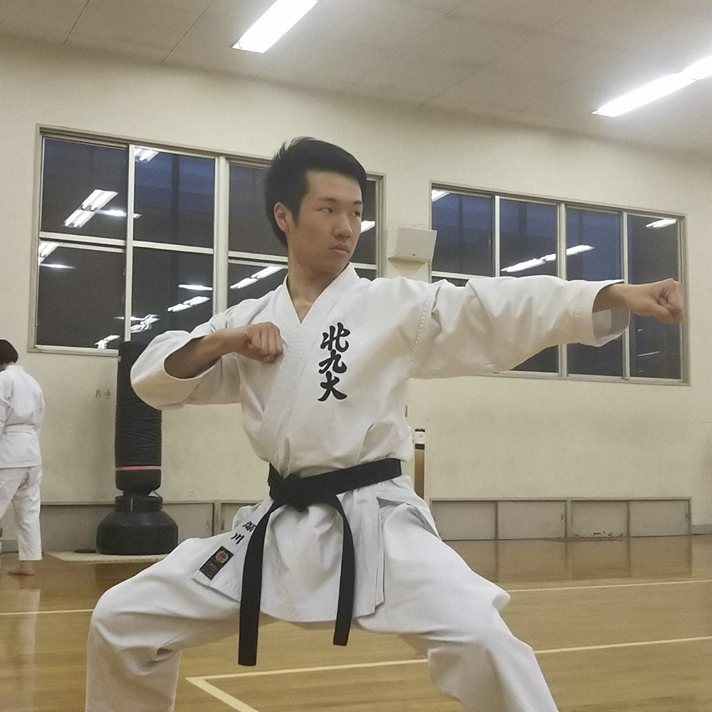 【画像・写真】北九州市立大空手道部