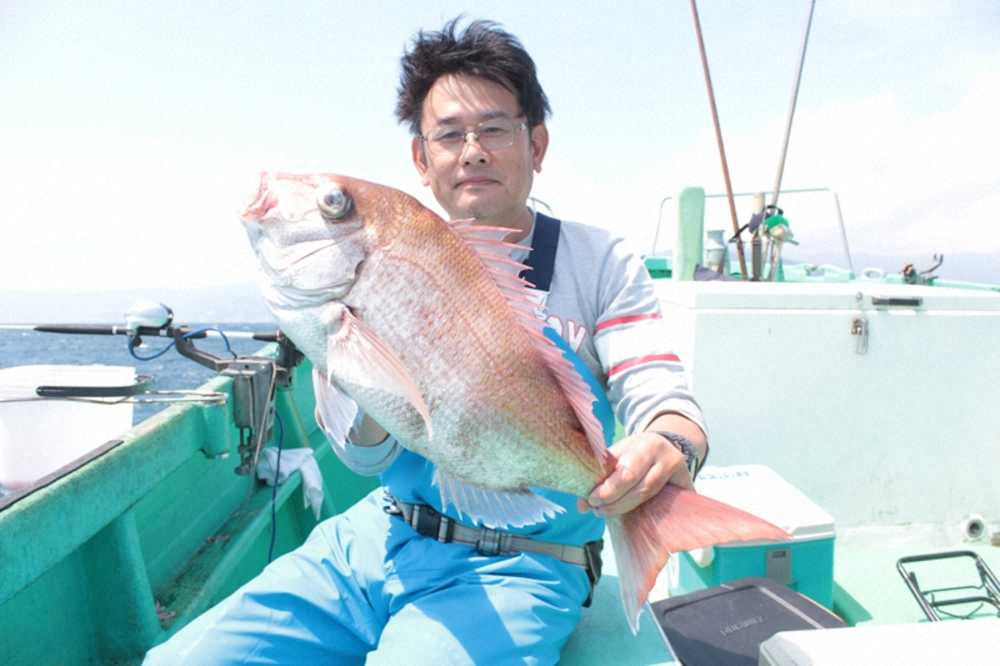 小野さんが釣り上げたのは2・6キロの良型