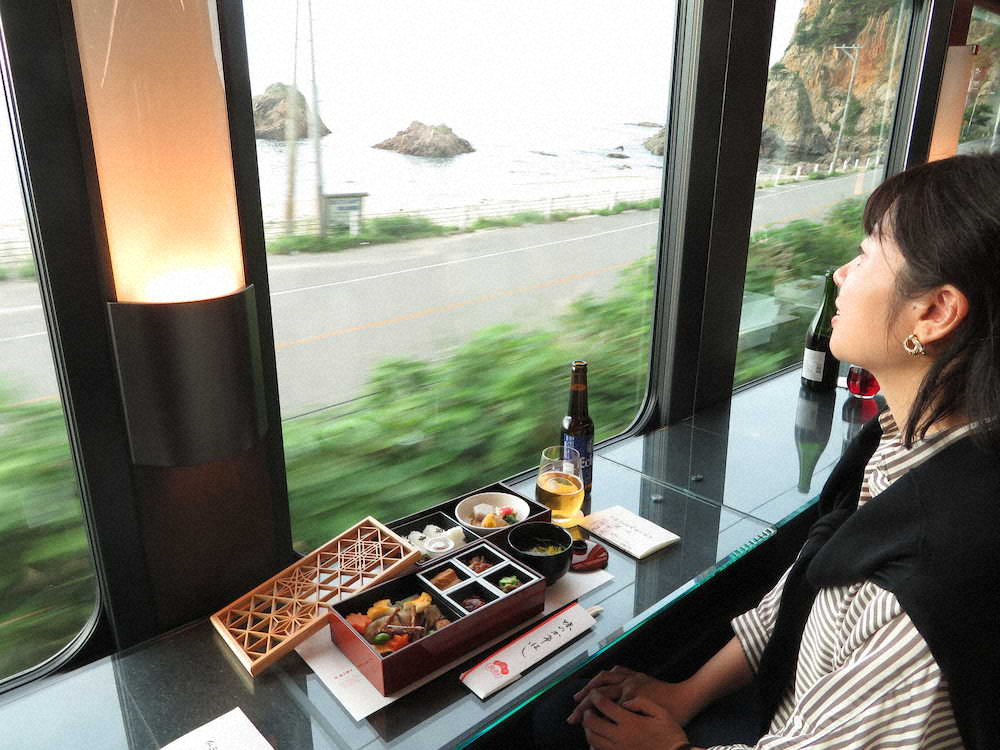 日本海の絶景を見ながら食べる「新潟の食」は最高！お酒も進む