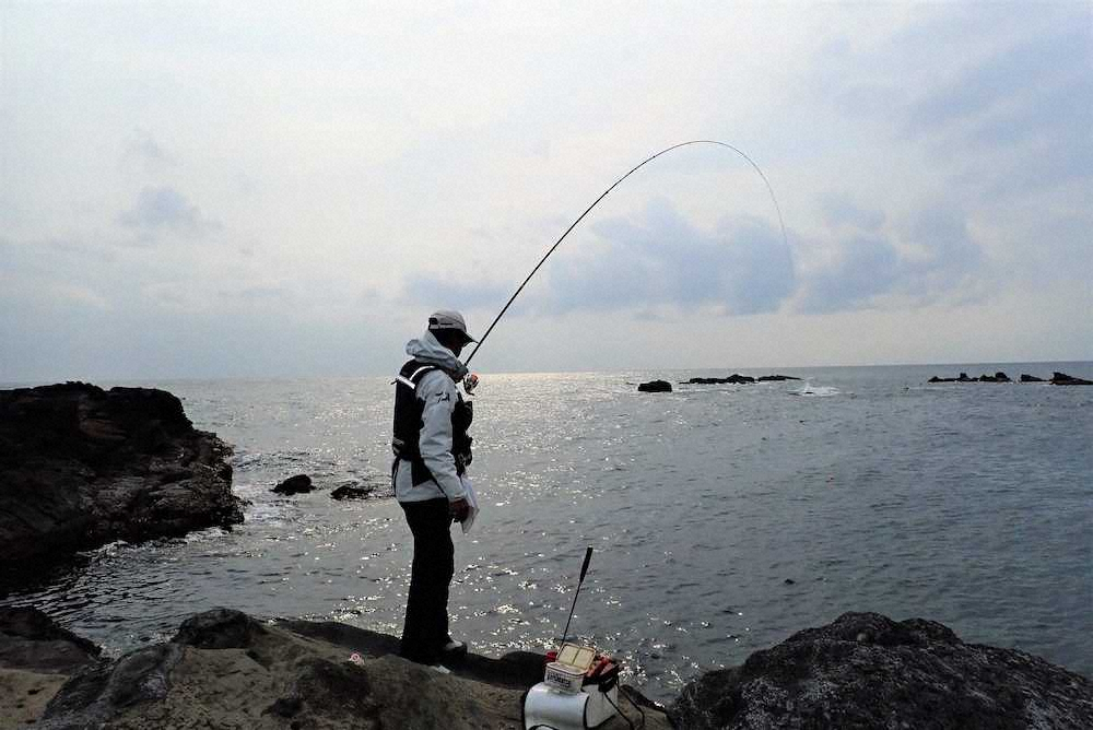 長瀞湾。左は猪子島　　　　