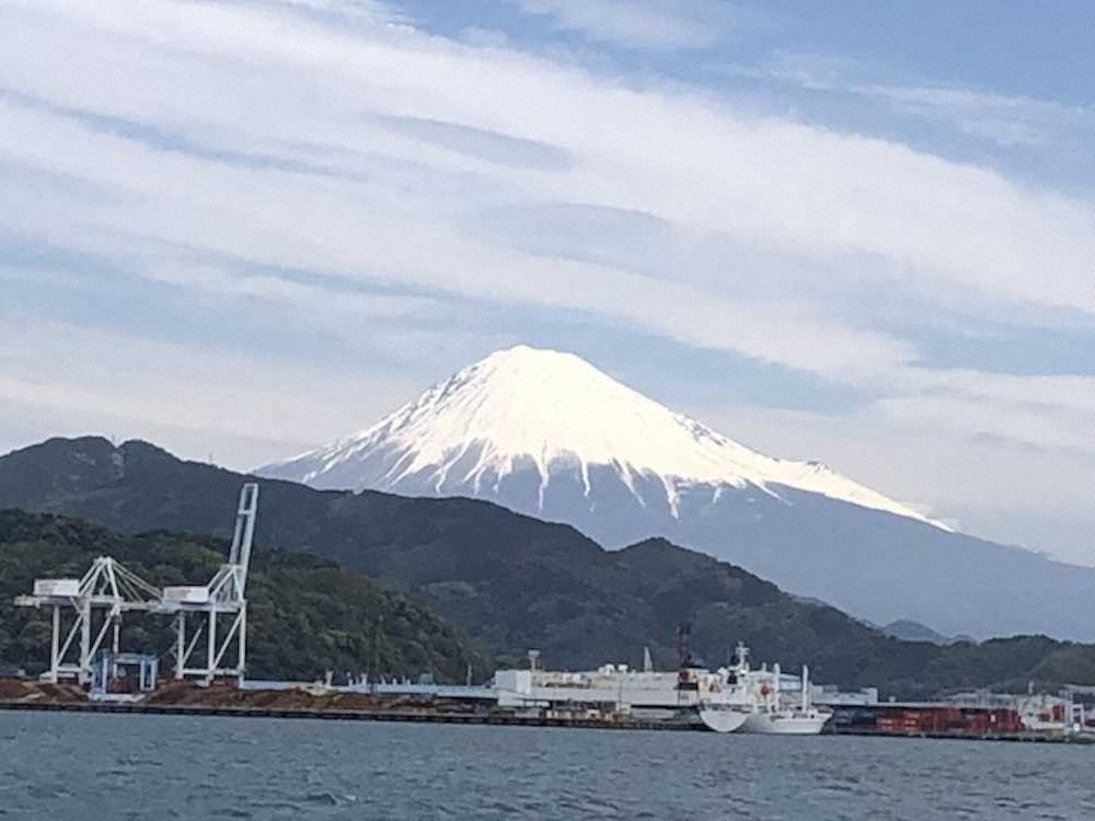 晴れた日は富士山もくっきり。至福の時だ