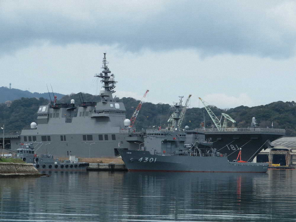 舞鶴港に停泊する護衛艦では2番目の大きさという「ひゅうが」
