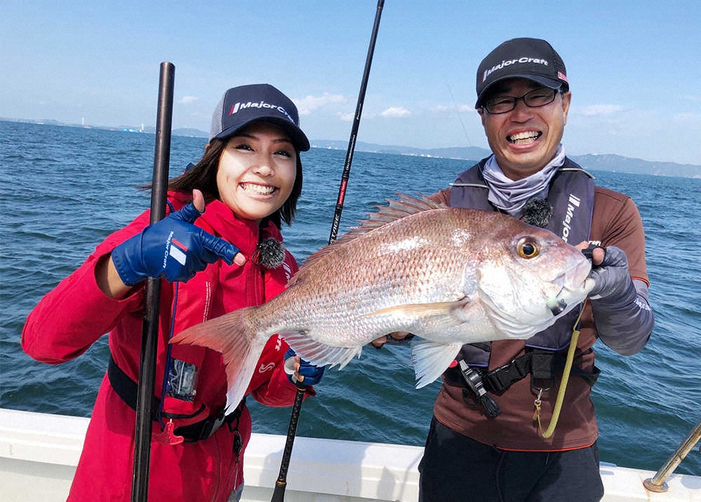 【画像・写真】「ひとつテンヤ」でマダイを狙う