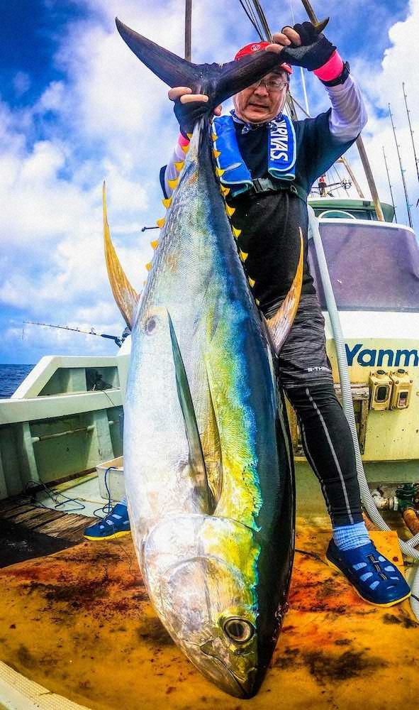 久米島で釣ったキハダは45キロ、165センチだった