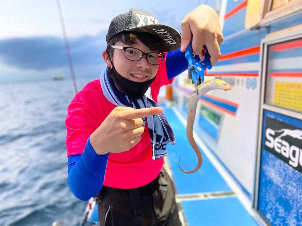 【画像・写真】二刀流でアナゴ3匹！！　上機嫌で帰港も常連さんは11匹