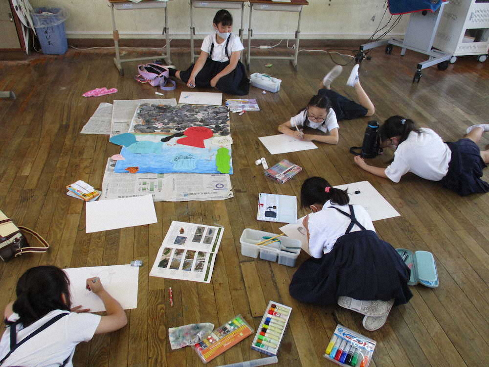 【画像・写真】【第７４回】見て、触って、においも感じたものを表現しよう