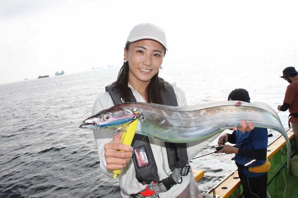 海底から昇天 1センチドラゴン 下から4メートルまで誘って スポニチ Sponichi Annex 社会