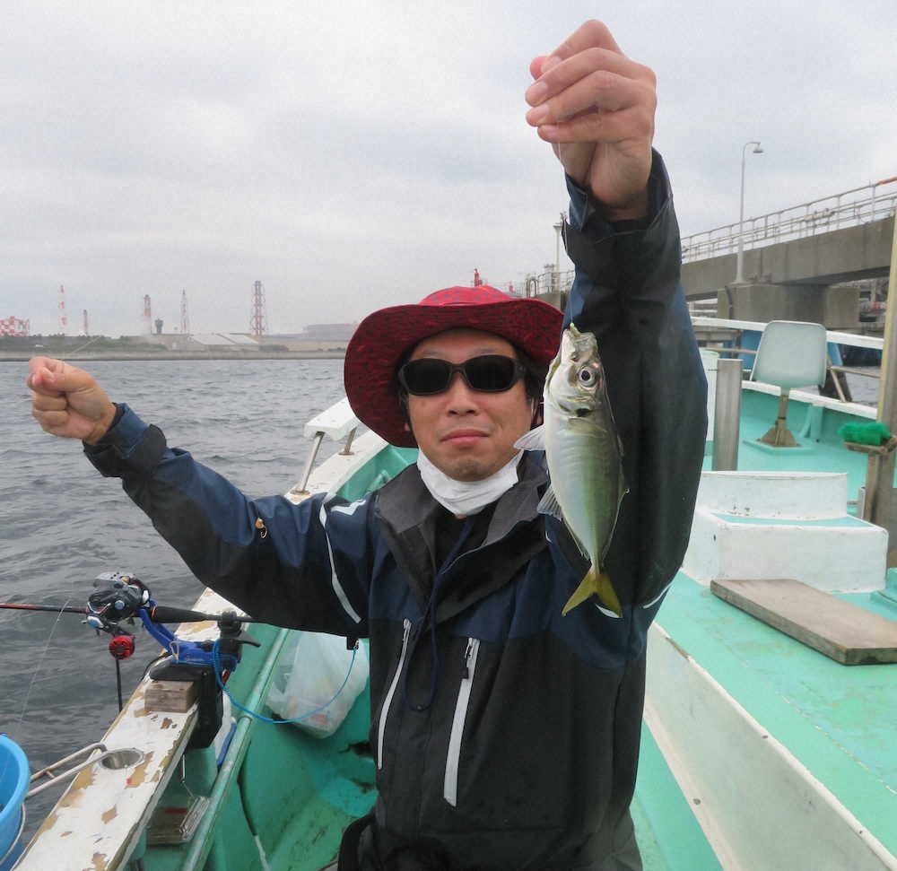 【画像・写真】アジな大歓迎で100匹超え　“富栄養”の海からゲストも