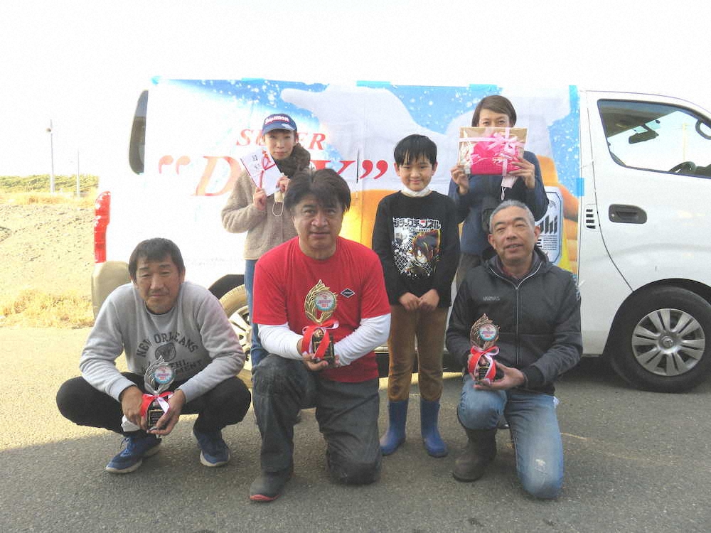 【画像・写真】あっぱれ社長　アマダイ「ゴーマル50・7センチ」　まるで釣りバカ日誌“スーさん”黒羽秀朗さん総合V