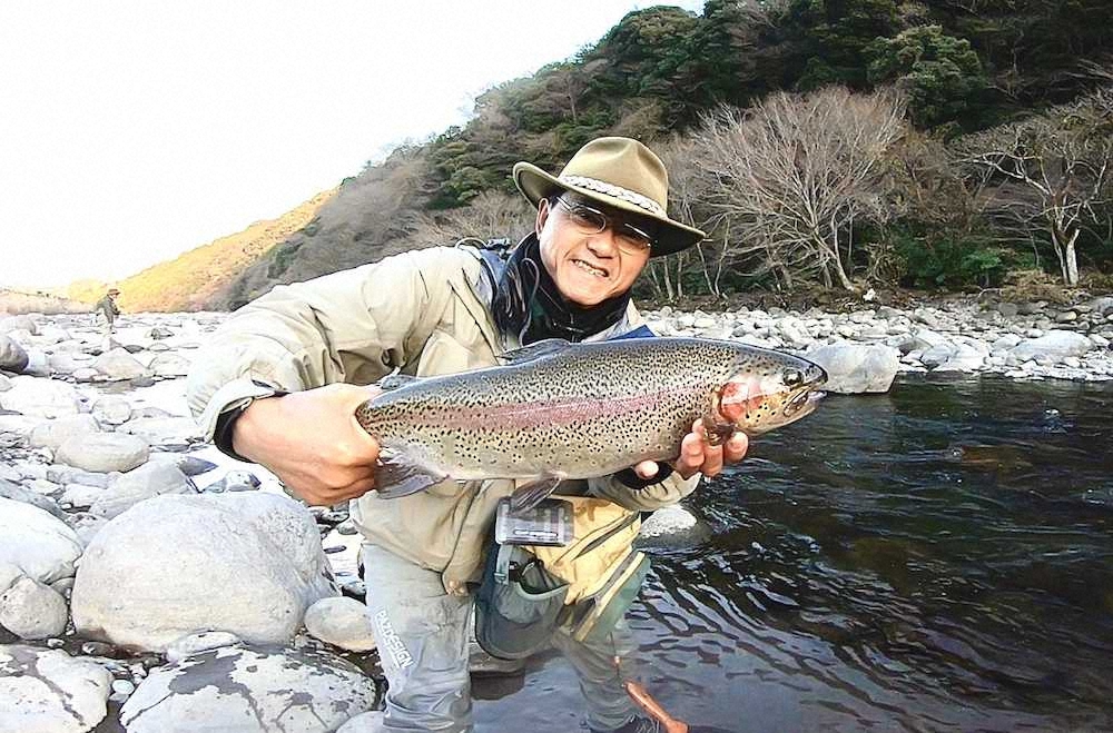 【画像・写真】激闘！！49センチ「箱根スチールヘッド」スピード、スタミナ、引きも強い　神奈川県早川