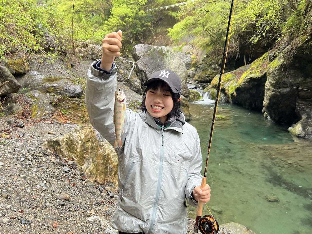 【画像・写真】初心者親子ニンフでヤマメ&イワナWヒット　ルアー・フライ&テンカラエリアがリニューアル