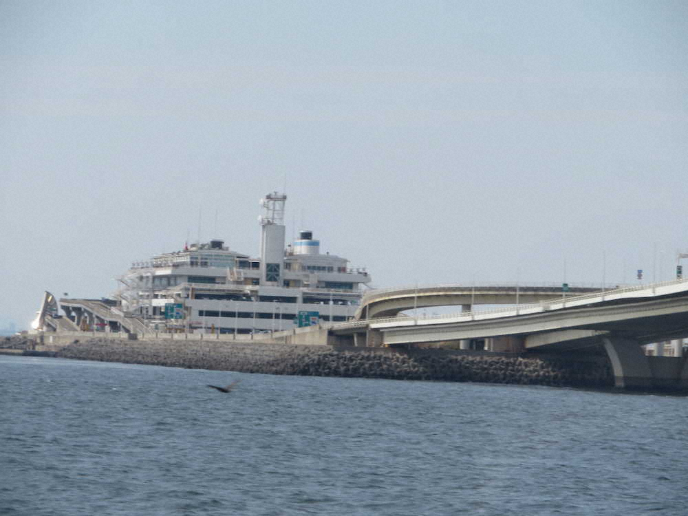 【画像・写真】【東京】羽田空港、TDR…湾岸名所を沖から眺めてみれば…高速ジェット船で90分海散歩