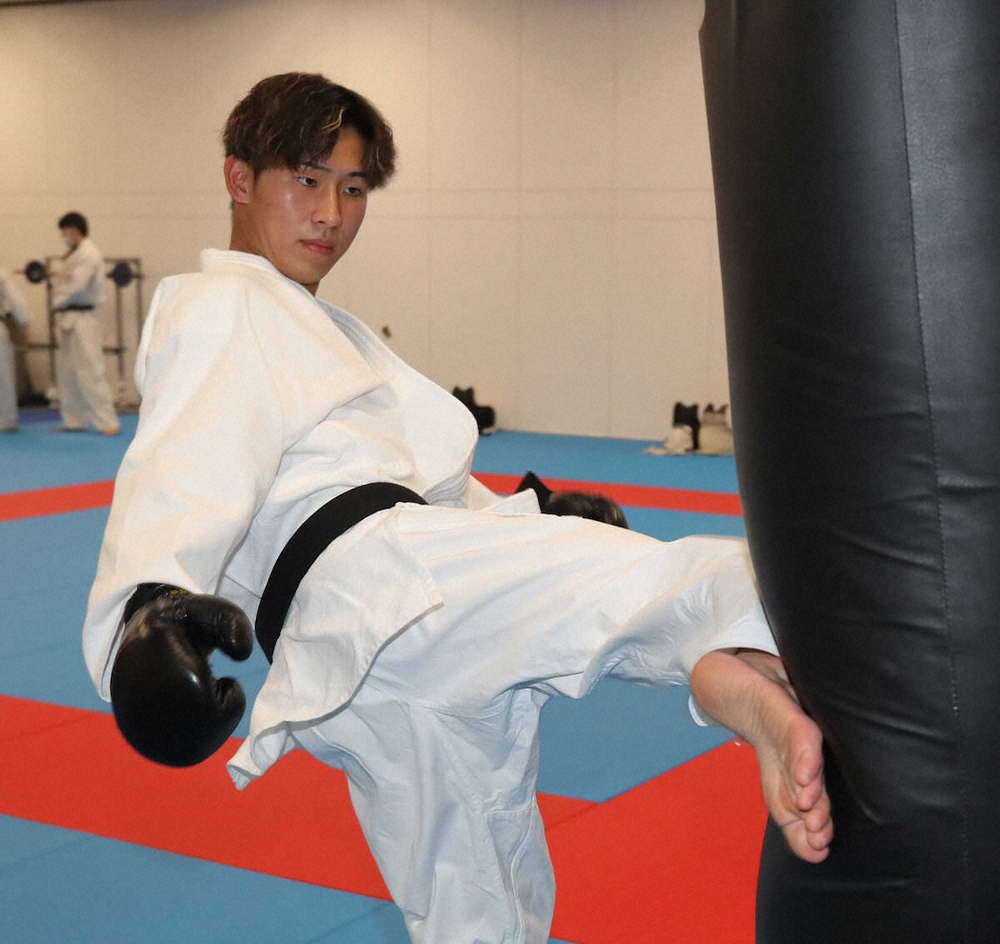 【画像・写真】大商大・日本拳法部　副将の上田稜也がV奪回のカギ握る　黒松マネも「全力」アシスト