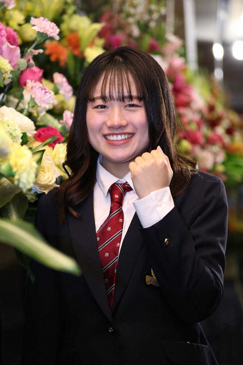 【画像・写真】2年・比嘉里緒菜&1年・坂下一葉の下級生コンビが大活躍で全国制覇に貢献