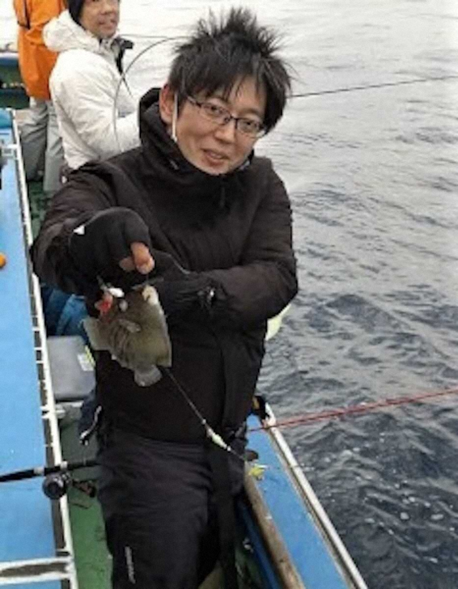 【画像・写真】お寒い釣果も程良く熱い2人　交際3年半ペア　仲良くカワハギは1匹ずつ
