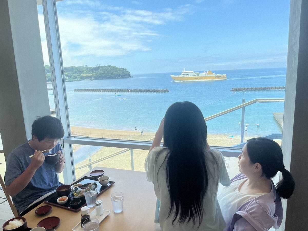 【画像・写真】【静岡・伊豆】観光、防災機能兼備の複合施設オープン　地元グルメ満喫、絶品ソフトクリームも！