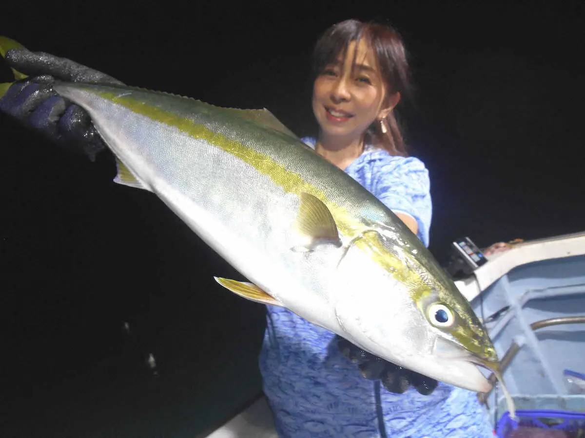 電動リール高速巻きでイナワラ大フィーバー 夏の夜に2～3キロ級ヒット 