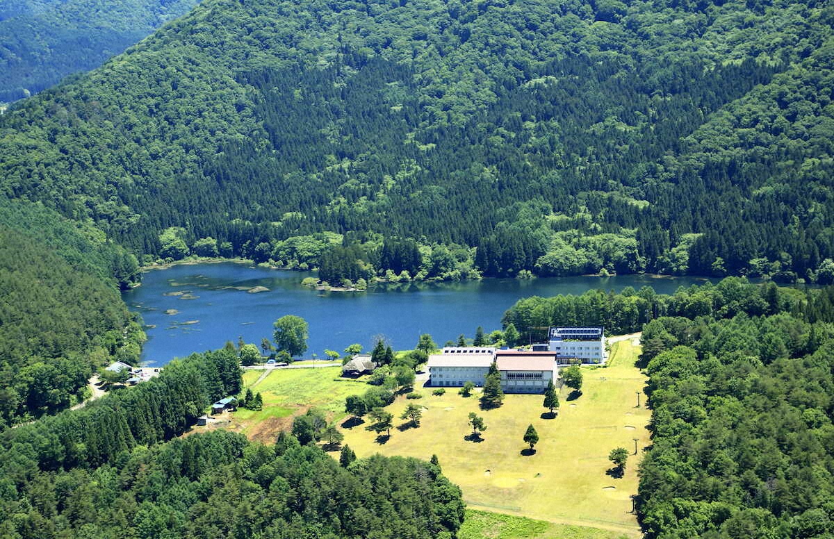 【画像・写真】【長野・飯山】密かな人気の縁結びスポット“ハート型”北竜湖畔の宿で天然温泉満喫