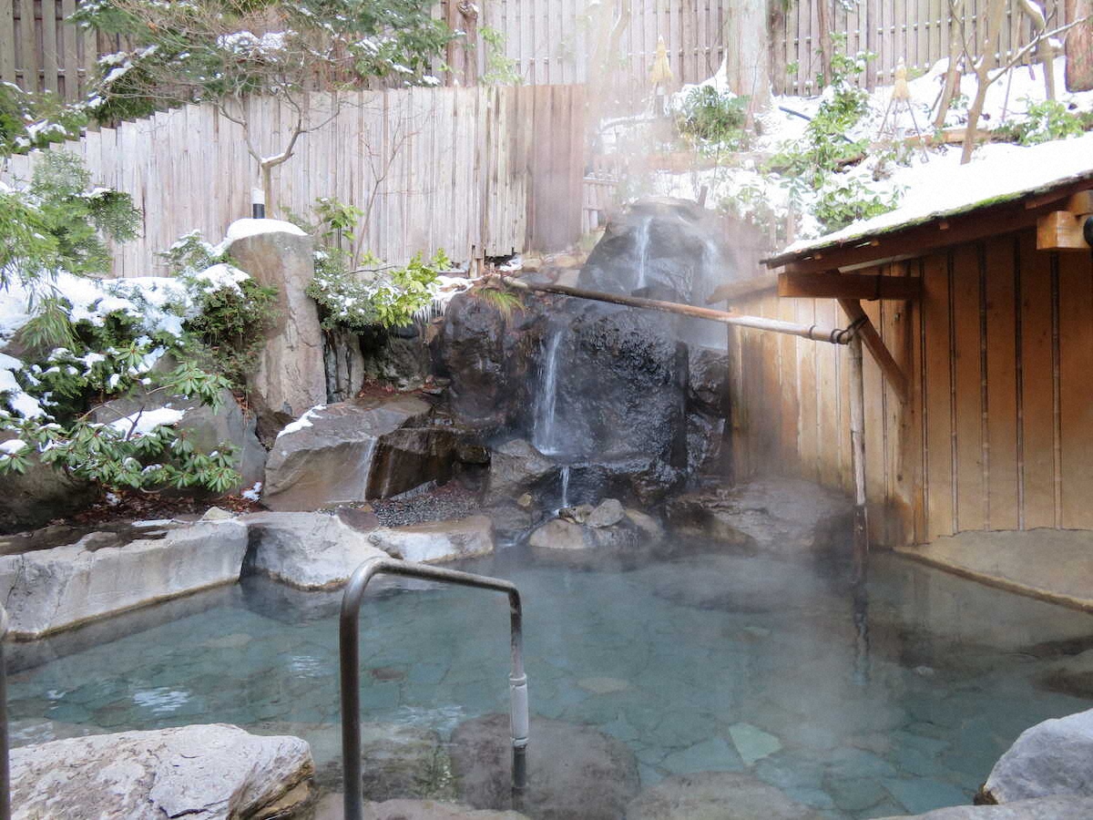 【画像・写真】【長野】気品あふれる老舗ホテルで味わう地産地消の懐石料理　露天風呂も風情たっぷり