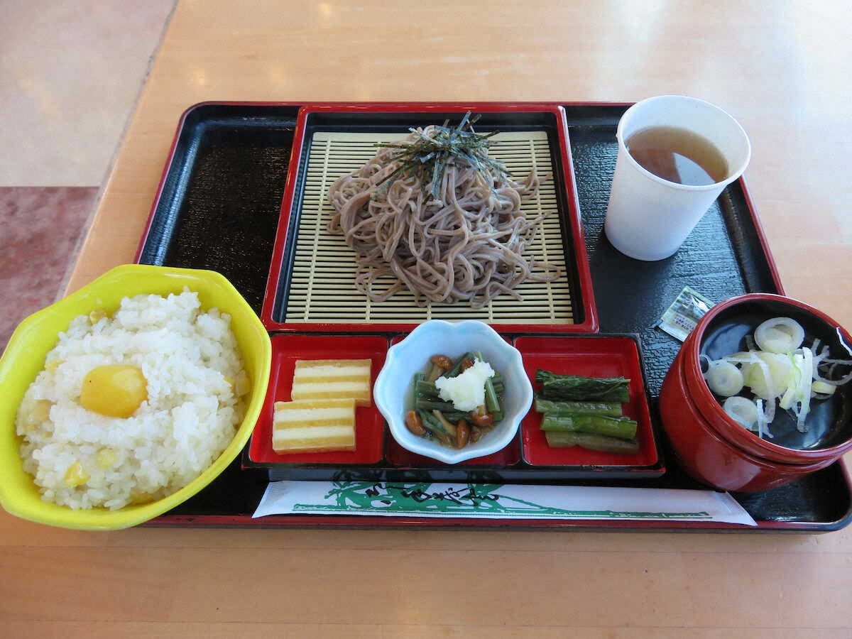 【画像・写真】【長野】北信濃の名産2000点がそろう「道の駅オアシスおぶせ」　栗おこわ＆信州そばに舌鼓