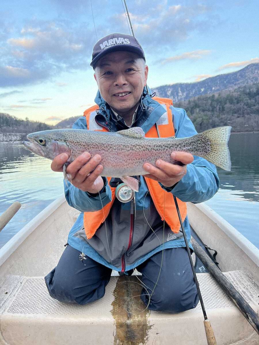【画像・写真】年に一度のビッグチャンス!!レインボートラウト　51センチGET!!
