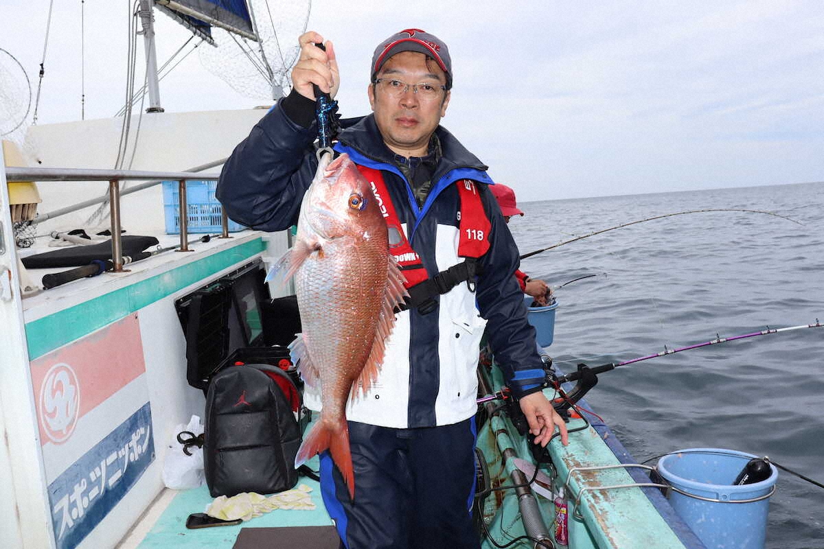 【画像・写真】当日は水温低めも…3キロのマダイ　目下、乗っ込み中　数・型ともに上向き　直江津・えびすや
