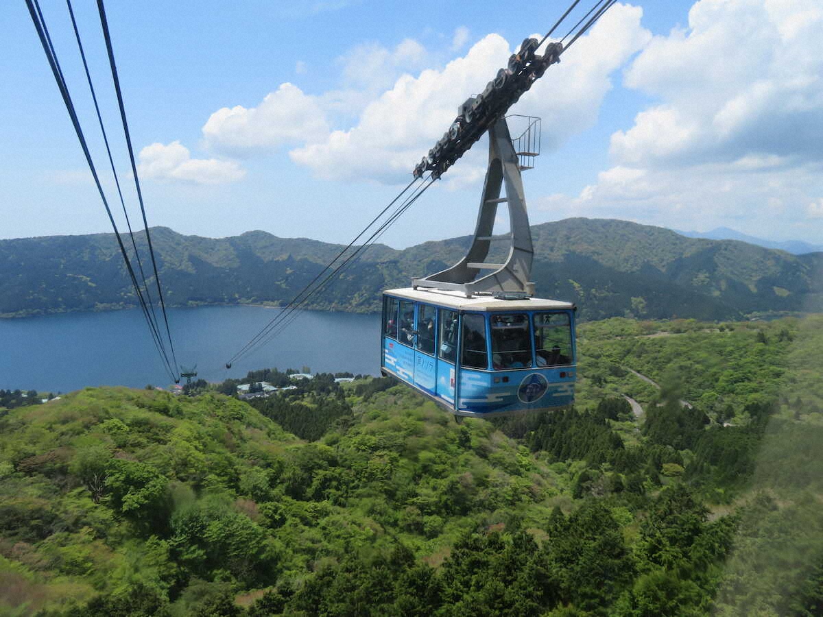 【画像・写真】【箱根】新名所「芦ノソラ」誕生　湖と空が溶け合う絶景パノラマに感動！スリル満点の展望デッキも