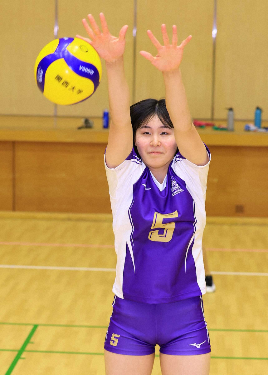 【画像・写真】ミドルブロッカーの花岡明里