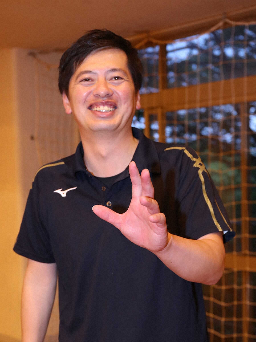 【画像・写真】芦屋大バレーボール部女子　薄木悟監督　