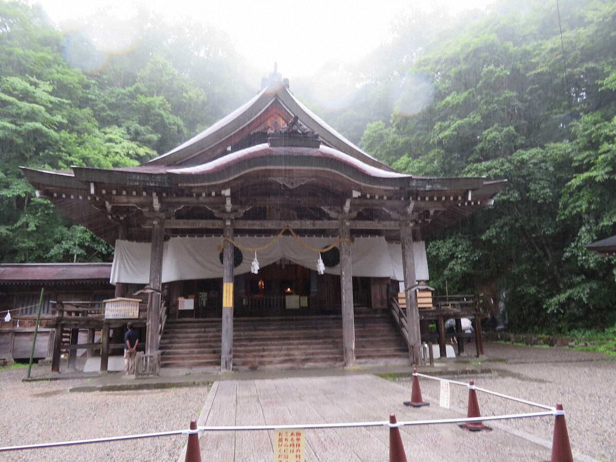 【画像・写真】【長野・戸隠】パワースポット・戸隠神社で五社巡りに挑戦　坂道、階段に苦戦も…“神の世界”に感動