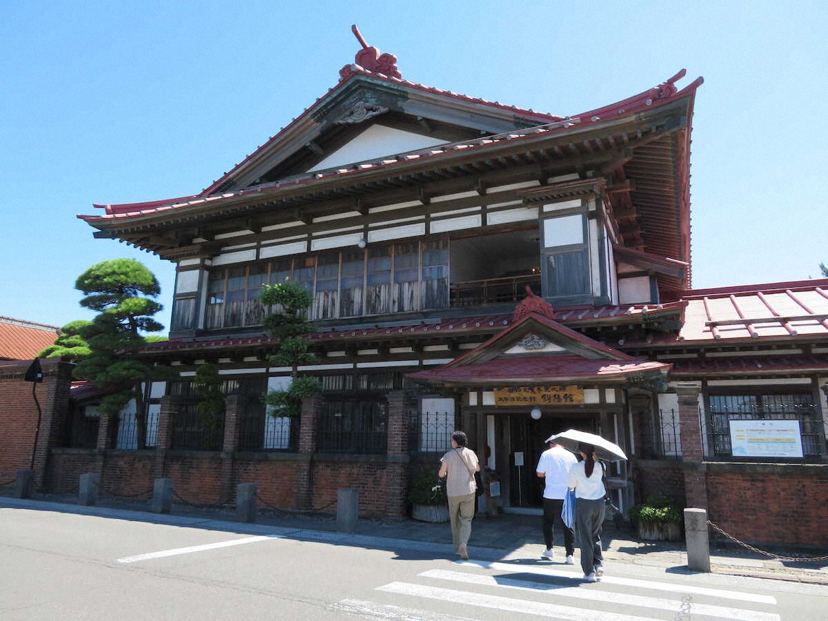 【画像・写真】【秋田～青森】新鮮でコスパ◎！1000円で完成「のへ丼」って？　太宰の生家・斜陽館には19もの部屋が