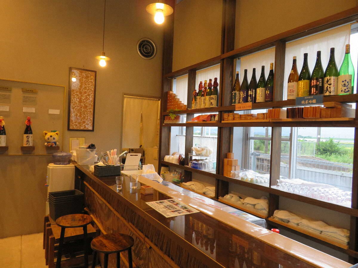 【画像・写真】【佐賀】肥前浜宿で江戸時代にタイムスリップ　ホーム直結バーで電車を眺めて日本酒を一杯