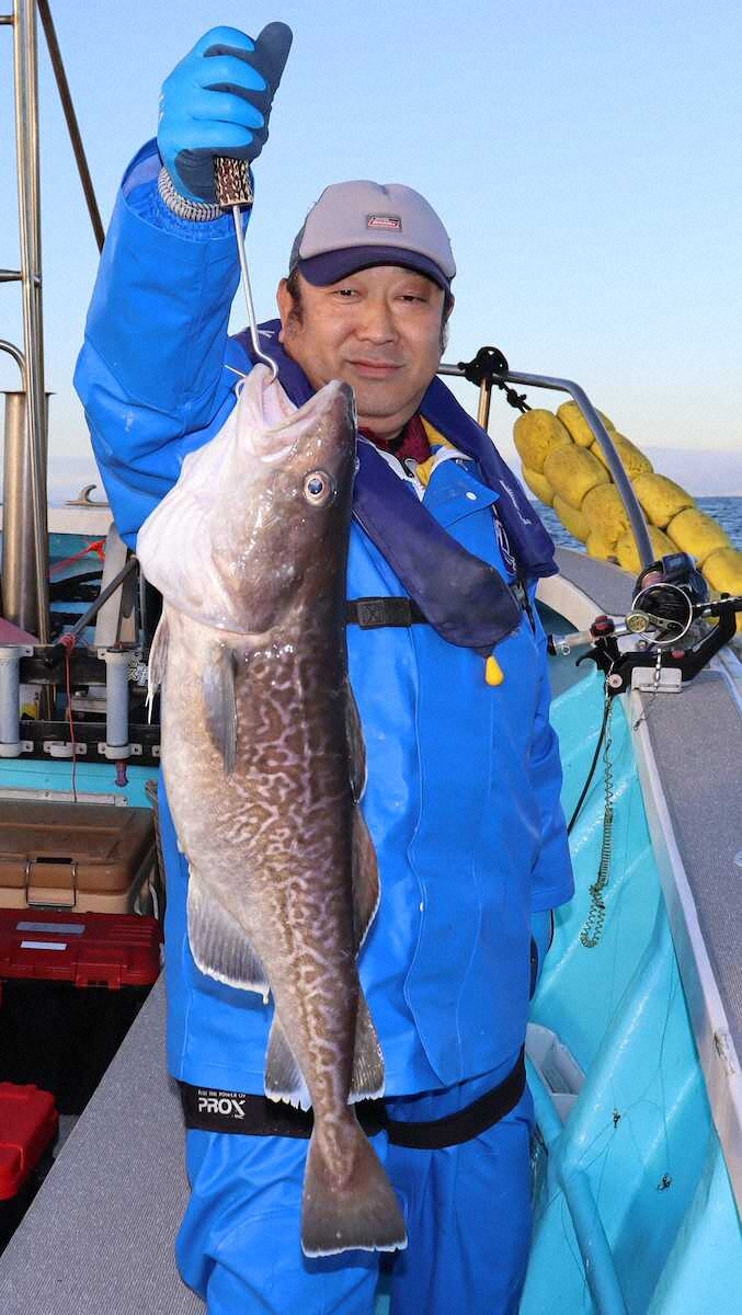 【画像・写真】巧みな道糸コントロールで良型マダラWヒット！乗船者全員“鍋の具材”調達大成功　岩手・宮古