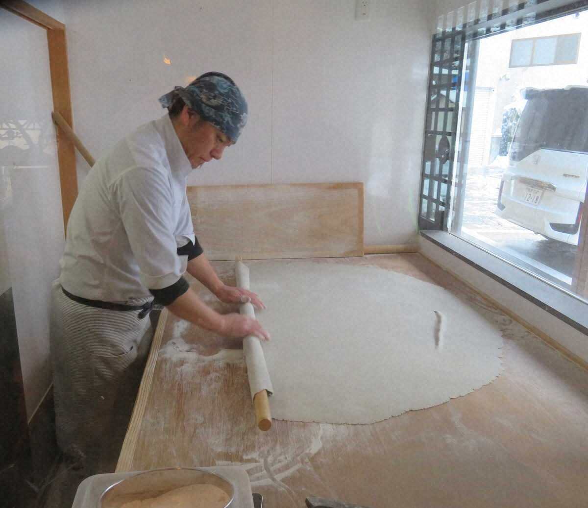 【画像・写真】【長野・高山村】全国から“通”集合　珍しい九割そばの味は…地元産の玄そばの実を使用